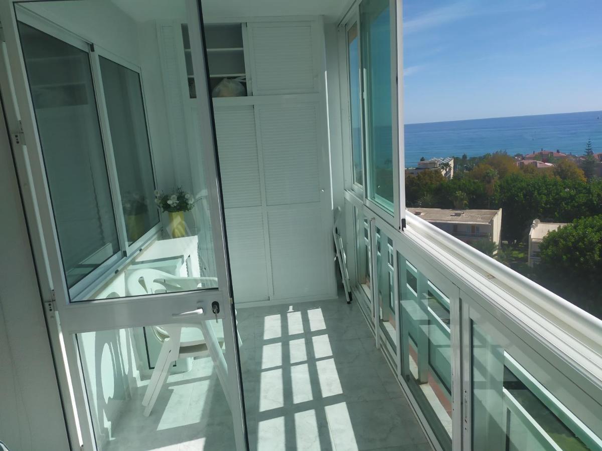 شقة توريمولينوس  في Carihuela Sea Views المظهر الخارجي الصورة